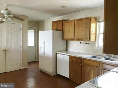 29564 Arlington Ct, Mechanicsville, MD 20659 - photo 5