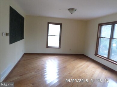 207 Copples Ln, Wallingford, PA 19086 - photo 4