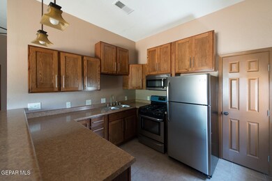 326 COATES DRIVE DUPLEX_WEB-2