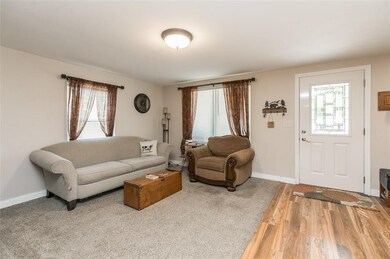 149 14th Ave SW, Cedar Rapids, IA 52404 - photo 5