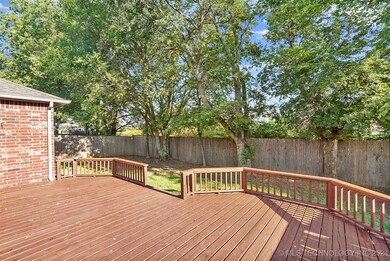 19529 E 46th St S, Broken Arrow, OK 74014 - photo 4