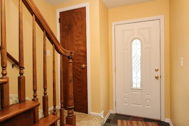2541 Meyer Ave SW Wyoming MI-large-005-2