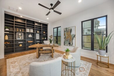 229 E 24th St, Houston, TX 77008 - photo 4