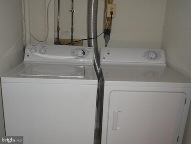 15 Cross Laurel Ct, Germantown, MD 20876 - photo 5