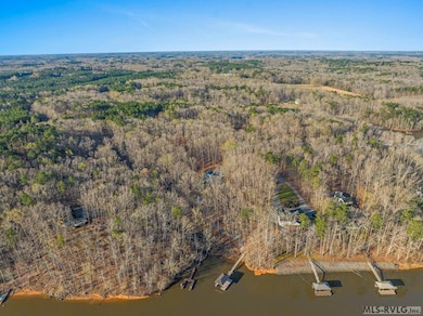 17 Olde Forest Rd, Clarksville, VA 23927 - photo 6