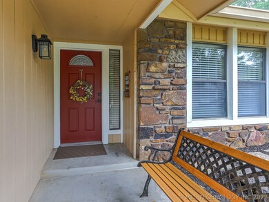 2521 W Broadway St, Broken Arrow, OK 74012 - photo 3