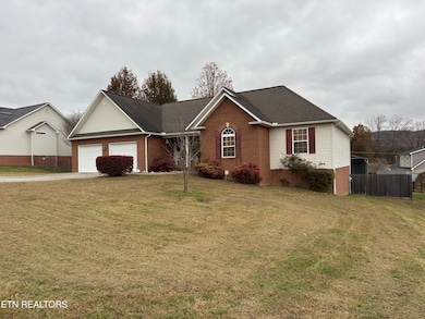 320 Clover Cir, Jacksboro, TN 37757 - photo 3