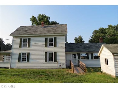 Exterior Front - Right side