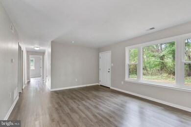 113 Poplar Ct, Lumberton, NJ 08048 - photo 4