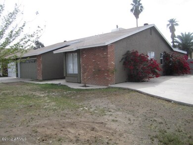 EXTERIOR FRONT/SIDE