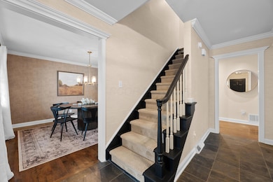 1592 Newcomer Rd, Columbus, OH 43235 - photo 6