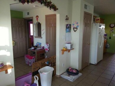 14265 Desert Cloud Dr, Horizon City, TX 79928 - photo 4