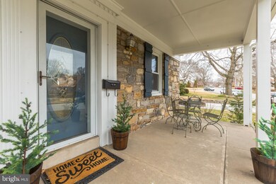 1014 Stoneybrook Dr, Springfield, PA 19064 - photo 4