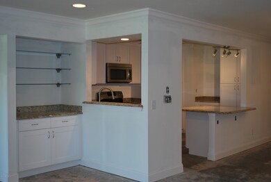 4300 Lakeside Dr unit 7, Jacksonville, FL 32210 - photo 6