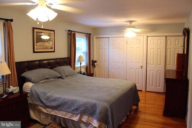 407 Yeonas Dr SW, Vienna, VA 22180 - photo 6