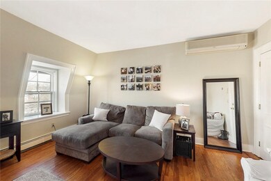 16 Catherine St unit 5, Newport, RI 02840 - photo 3