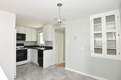 8 Salvatore Cir, Danvers, MA 01923 - photo 7