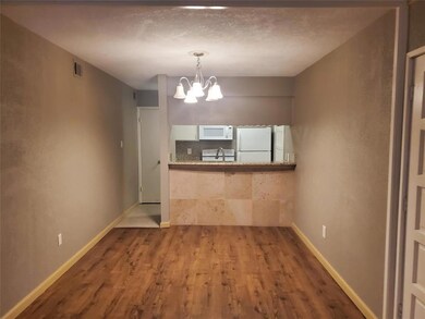 6077 Milton St unit 137H, Dallas, TX 75206 - photo 2
