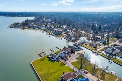 7-web-or-mls-1327 Bayview Dr, Holland-20