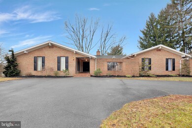 66 Twin Lakes Cir, Martinsburg, WV 25405 - photo 5