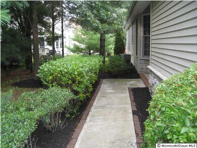 75 Londonberry Dr, Holmdel, NJ 07733 - photo 3