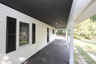 1205 Camden Rd, Wadesboro, NC 28170 - photo 4