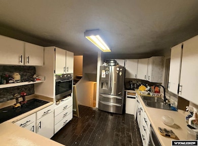 1421 Ivy Ln, Casper, WY 82609 - photo 3