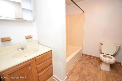 1117 Dreher Ave, Stroudsburg, PA 18360 - photo 6