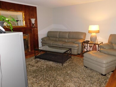 1172 Pierce Ave, Columbus, OH 43227 - photo 2