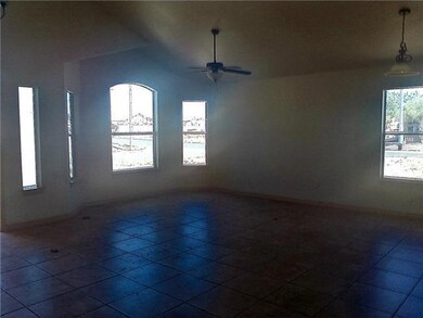 704 Teichelkamp Dr, El Paso, TX 79928 - photo 2