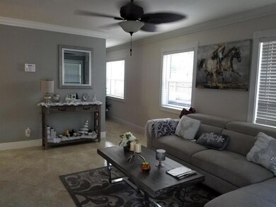 Living room 2