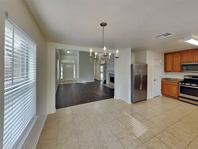 31702 Regal Park Ct, Conroe, TX 77385 - photo 3