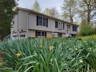 107 Genesis Dr, Milford, PA 18337 - photo 2