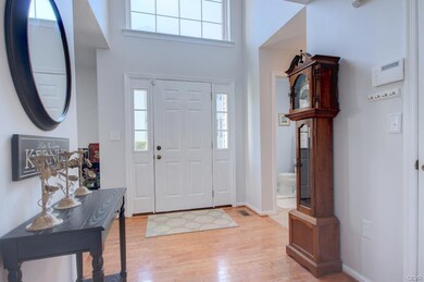 3673 Clauss Dr, Macungie, PA 18062 - photo 5