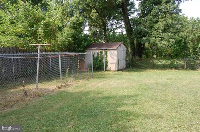 243 Cabbel Dr, Manassas Park, VA 20111 - photo 4