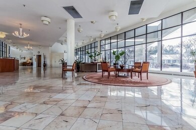 250 Hammond Pond Pkwy unit 1107 S, Chestnut Hill, MA 02467 - photo 4