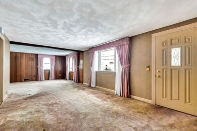 279 Washington St, Woburn, MA 01801 - photo 3