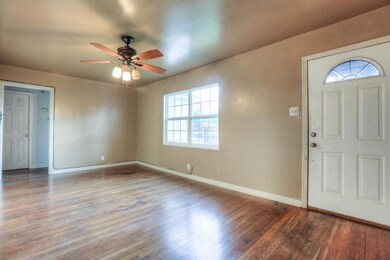 10322 Bucknell Rd, Houston, TX 77016 - photo 6