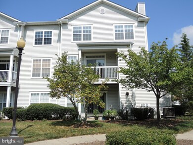 13103 Marcey Creek Rd, Herndon, VA 20171 - photo 3