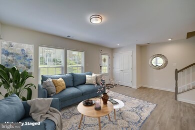 2728 Pinebrook Rd, Landover, MD 20785 - photo 7