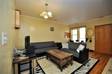 6312 N Fairfield Ave unit 2B, Chicago, IL 60659 - photo 3