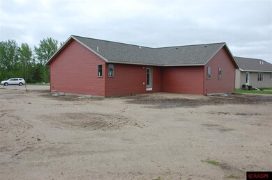 132 Park View Ct, Courtland, MN 56021 - photo 2