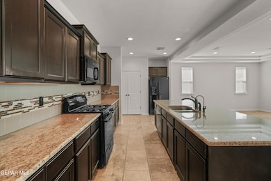 14925 Ted Banks Ave-26