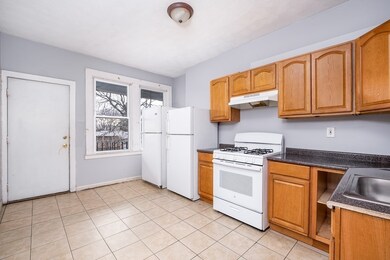 139 Shurtleff St unit 3, Chelsea, MA 02150 - photo 2