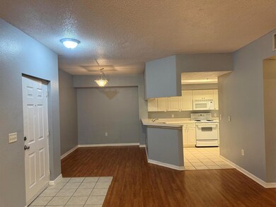 2730 Anzio Ct unit 208, Palm Beach Gardens, FL 33410 - photo 4