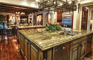 Gourmet Chef's Kitchen.