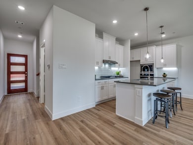 5613 Woodlands Dr, the Colony, TX 75056 - photo 6