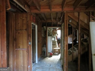 3816 King Henry Rd SW, Atlanta, GA 30331 - photo 5