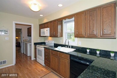 4650 Country Vale Ct, Annandale, VA 22003 - photo 7