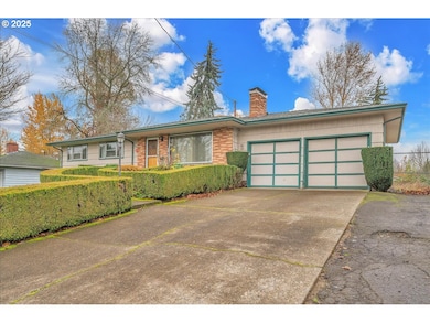 1550 SE 4th St, Gresham, OR 97080 - photo 2